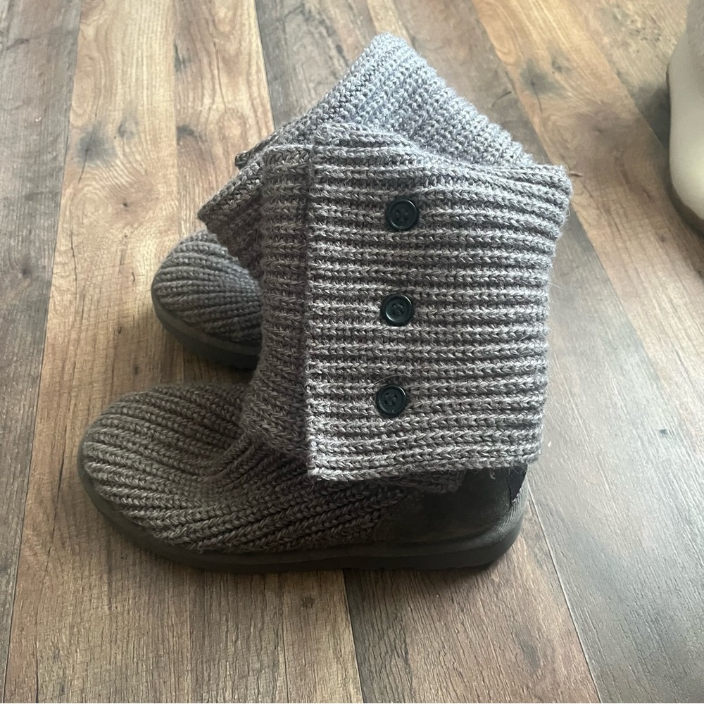 Ugg classic cardy gray knit boot - Picture 6 of 6